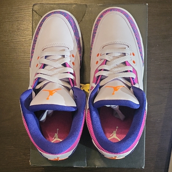 Air Jordan 3 Retro GG "Barely Grape" - White/Purple/Pink- M6Y/W7.5 NWT & BOX - Picture 6 of 11